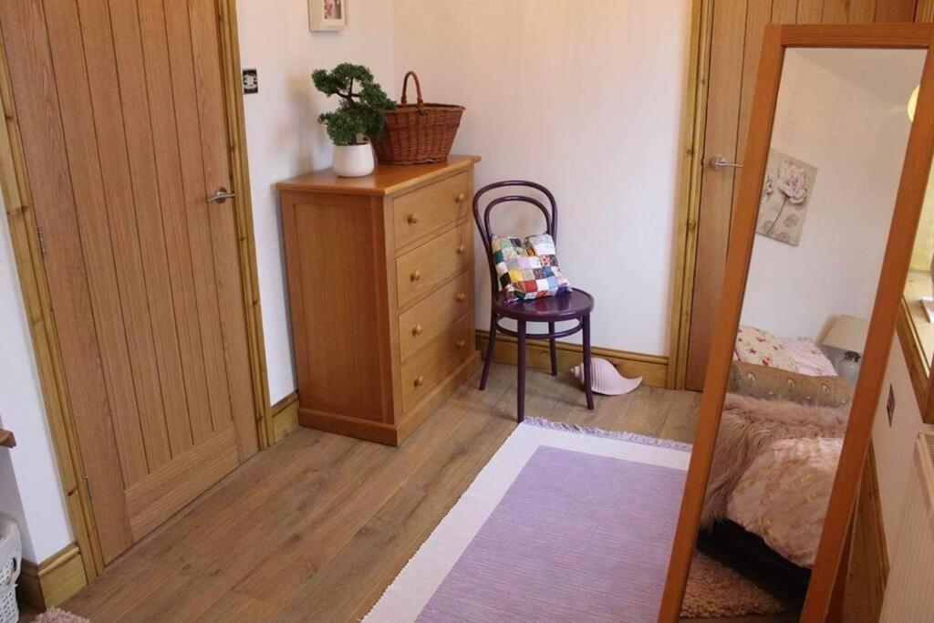 3 Bedroom Terrace Holiday Home Great Torrington Bagian luar foto